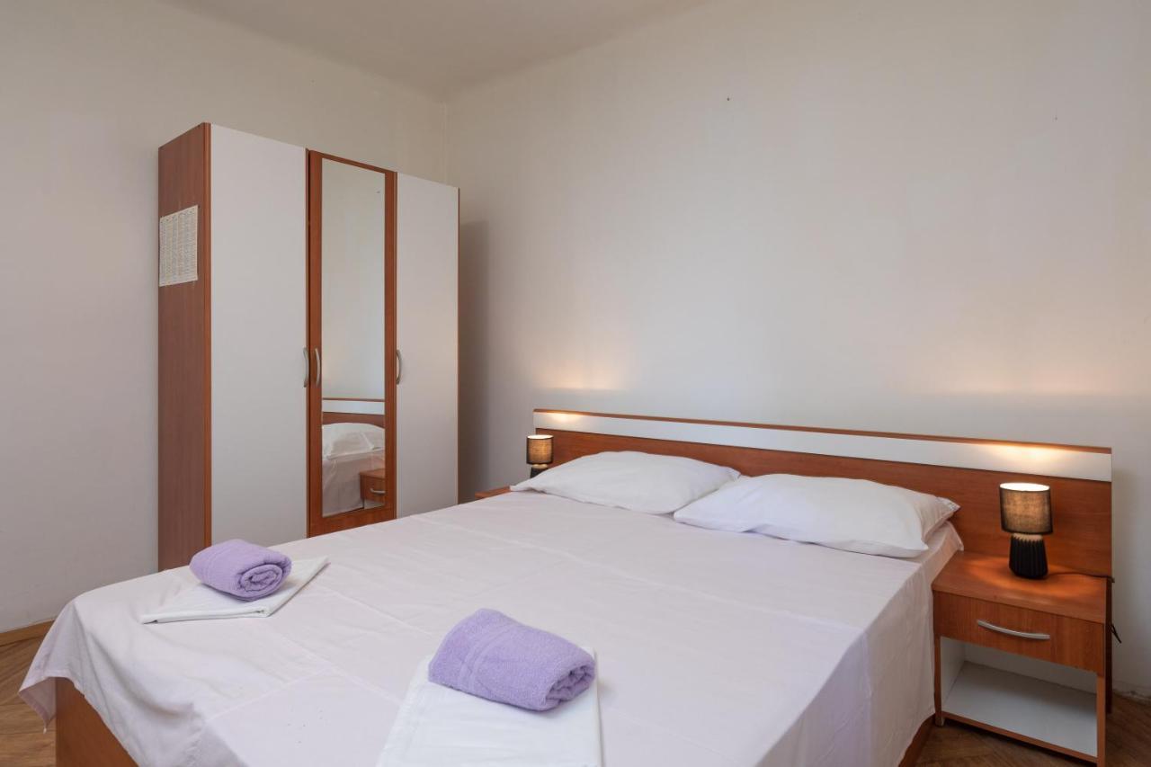 Beach Apartments "Bili Cvitak" Duće Buitenkant foto