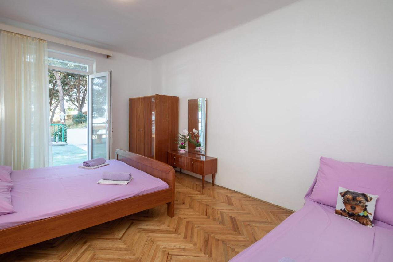 Beach Apartments "Bili Cvitak" Duće Buitenkant foto